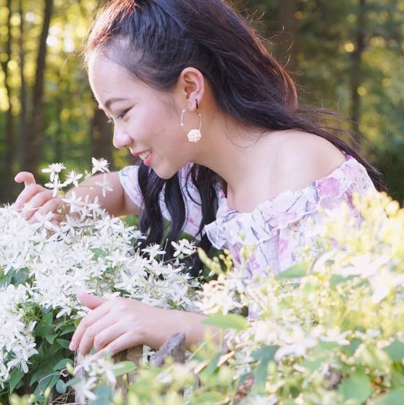 Meet your Posher, Gabby - Picture 1 of 1